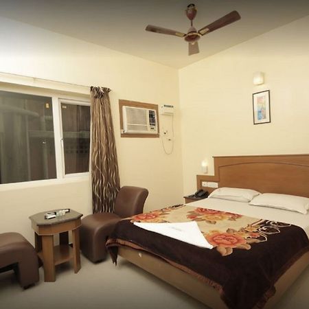 צ'נאי Krishna Inn מראה חיצוני תמונה